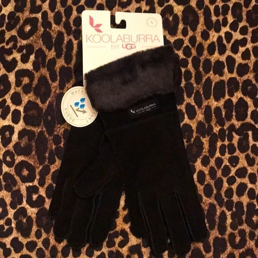 Brand New Koolaburra by UGG Water Resistant Black Suede Gloves